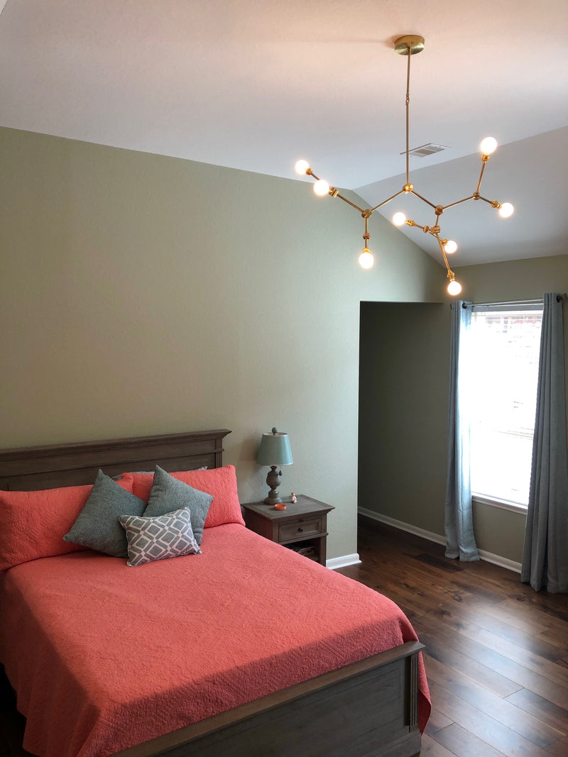 Large Brass Molecule Light