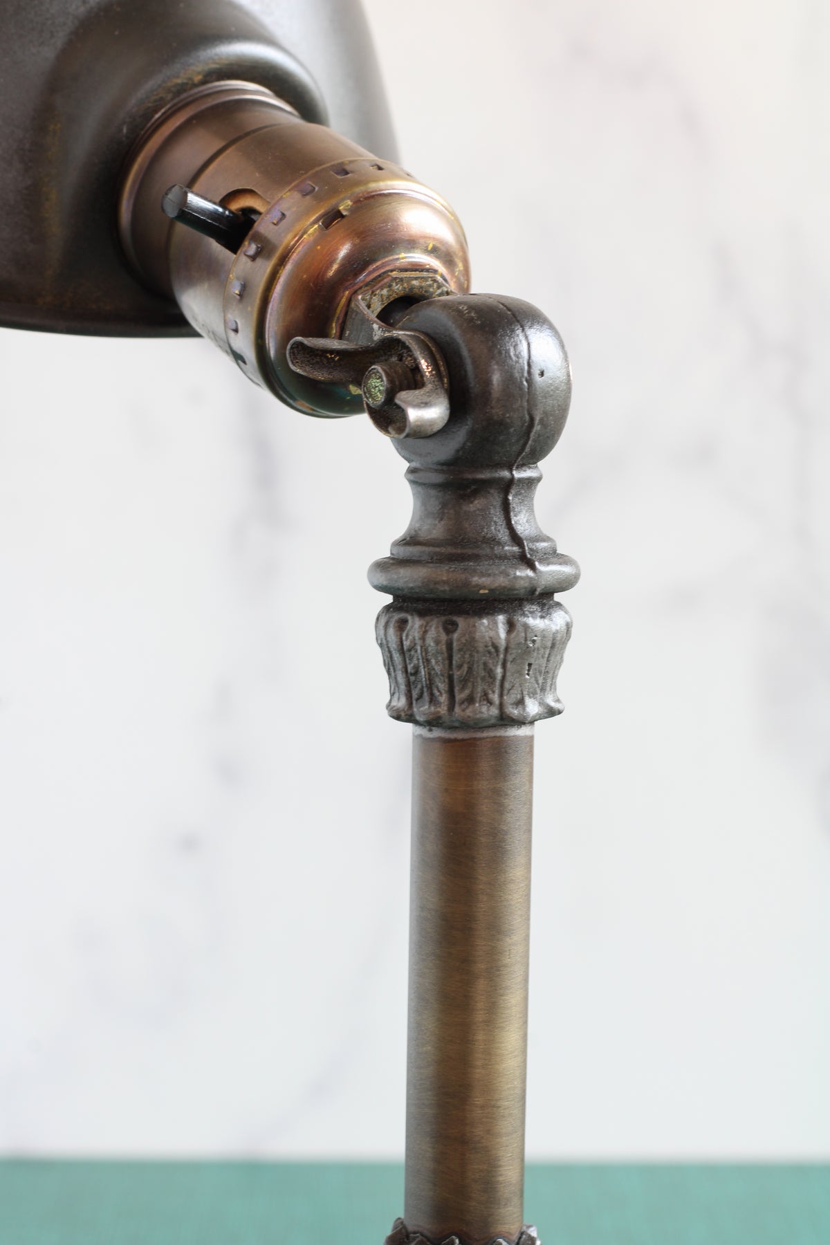Vintage Art Deco Adjustable Lamp